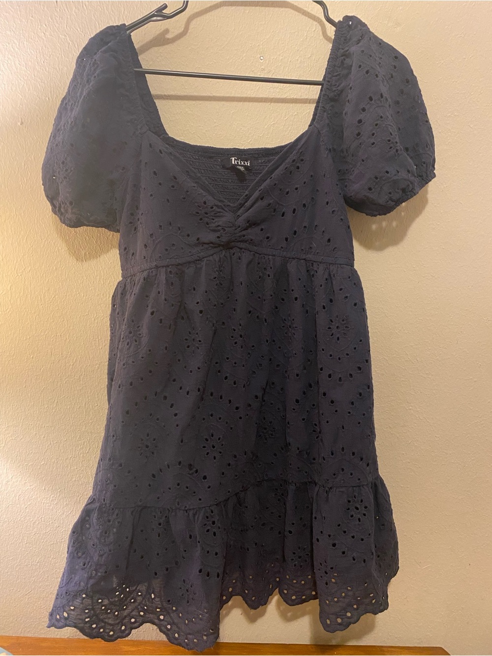 Women’s Trixxi Eyelet Puffed Sleeve Babydoll Dress SzM Navy blue Romantic Summer